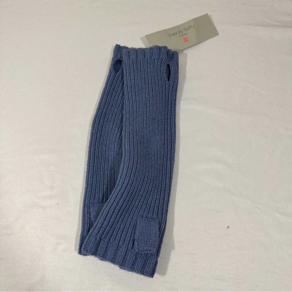 NWT Sweaty Betty Soft Rib Fingerless Mittens Gloves in Dusk Blue